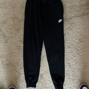 Black Nike Joggers/Sweatpants